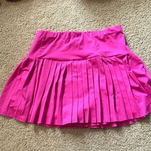 pink skirt
